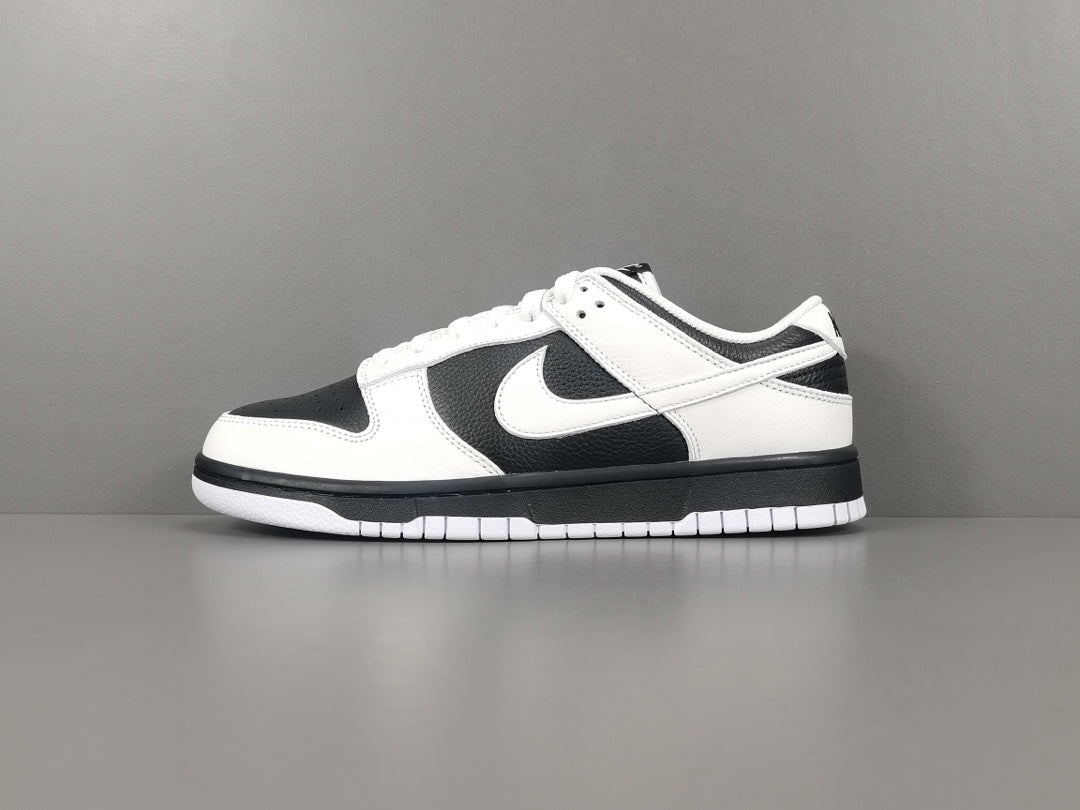 Nike Dunk Low Black/White Revesre Panda - Calcio e Moda