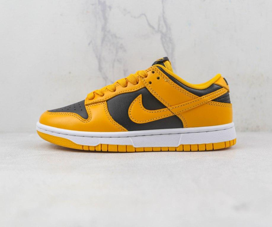 Nike Dunk Low Championship Goldenrod - Calcio e Moda