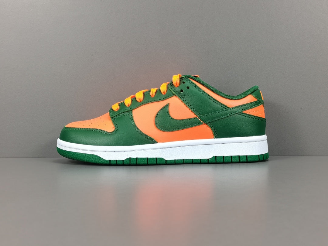 Nike Dunk Low Miami Hurricanes - Calcio e Moda