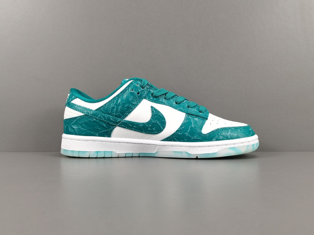Nike Dunk Low Ocean - Calcio e Moda
