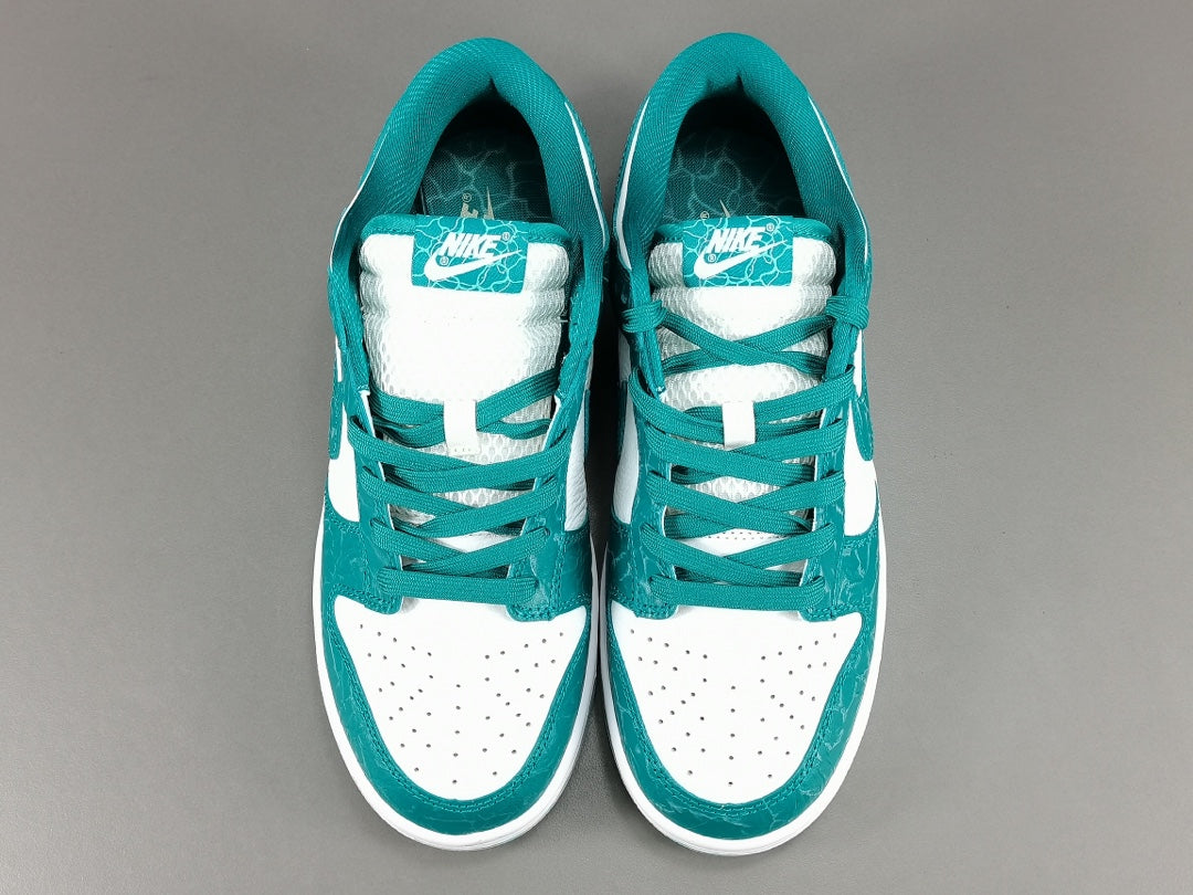 Nike Dunk Low Ocean - Calcio e Moda