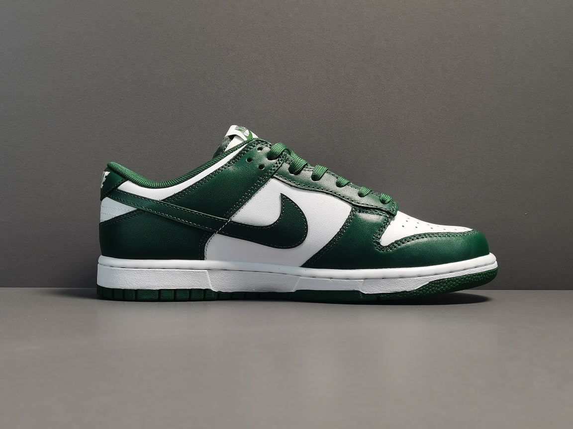 Nike Dunk Low Team Green - Calcio e Moda