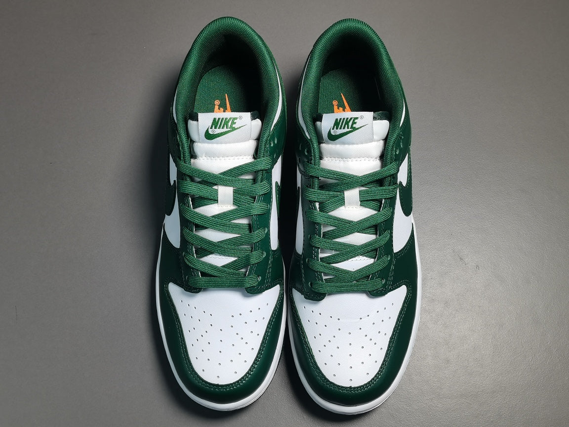 Nike Dunk Low Team Green - Calcio e Moda